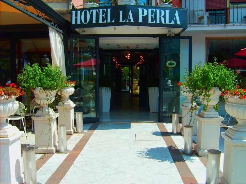 Hotel La Perla Riva del Garda Exterior foto